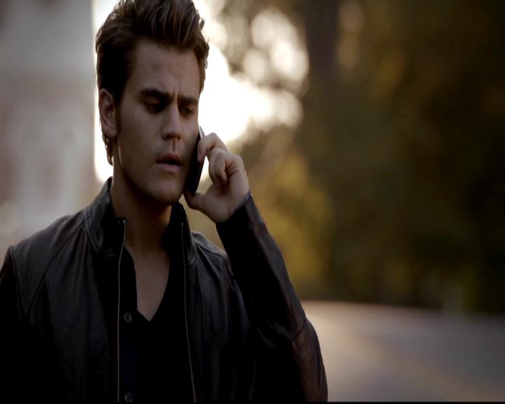 VampireDiariesWorld-dot-org_4x06WeAllGoALittleMadSometimes0731.jpg