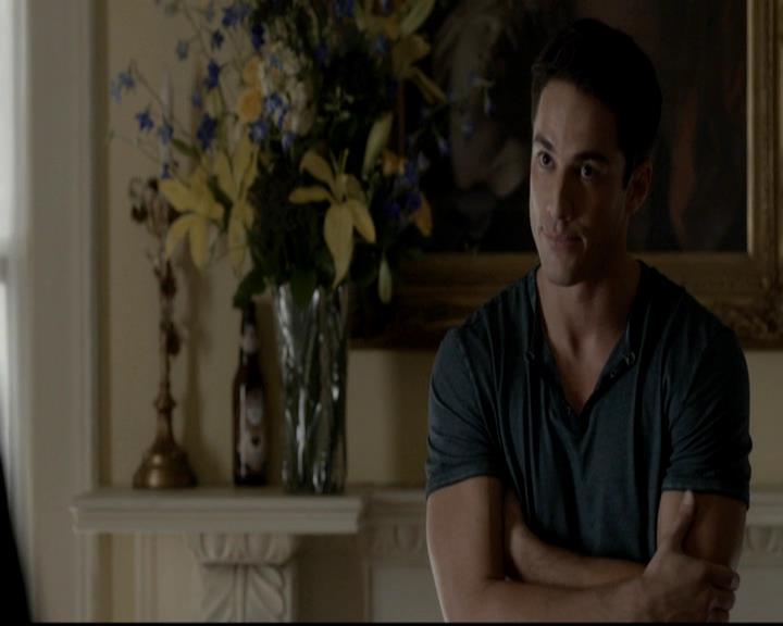 VampireDiariesWorld-dot-org_4x06WeAllGoALittleMadSometimes0741.jpg