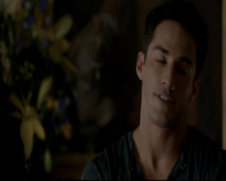 VampireDiariesWorld-dot-org_4x06WeAllGoALittleMadSometimes0745.jpg