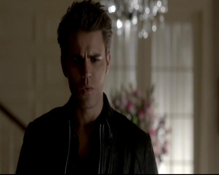 VampireDiariesWorld-dot-org_4x06WeAllGoALittleMadSometimes0751.jpg