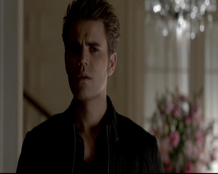 VampireDiariesWorld-dot-org_4x06WeAllGoALittleMadSometimes0760.jpg