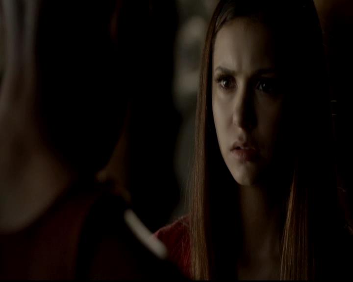 VampireDiariesWorld-dot-org_4x06WeAllGoALittleMadSometimes0800.jpg