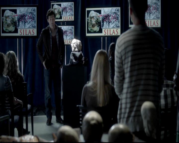 VampireDiariesWorld-dot-org_4x06WeAllGoALittleMadSometimes0867.jpg