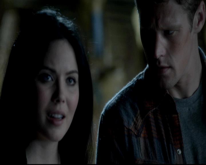 VampireDiariesWorld-dot-org_4x06WeAllGoALittleMadSometimes0872.jpg