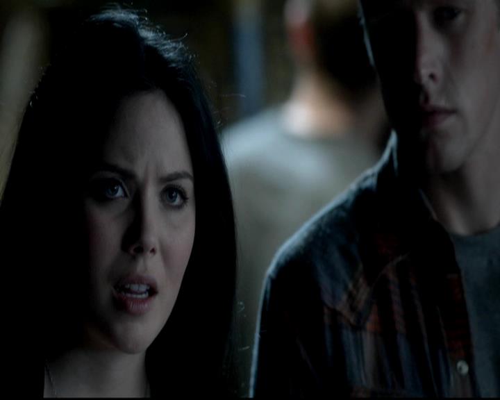 VampireDiariesWorld-dot-org_4x06WeAllGoALittleMadSometimes0877.jpg