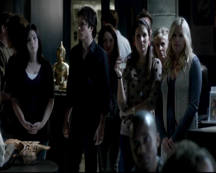 VampireDiariesWorld-dot-org_4x06WeAllGoALittleMadSometimes0893.jpg