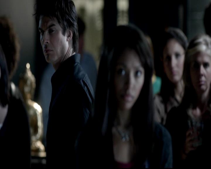 VampireDiariesWorld-dot-org_4x06WeAllGoALittleMadSometimes0923.jpg