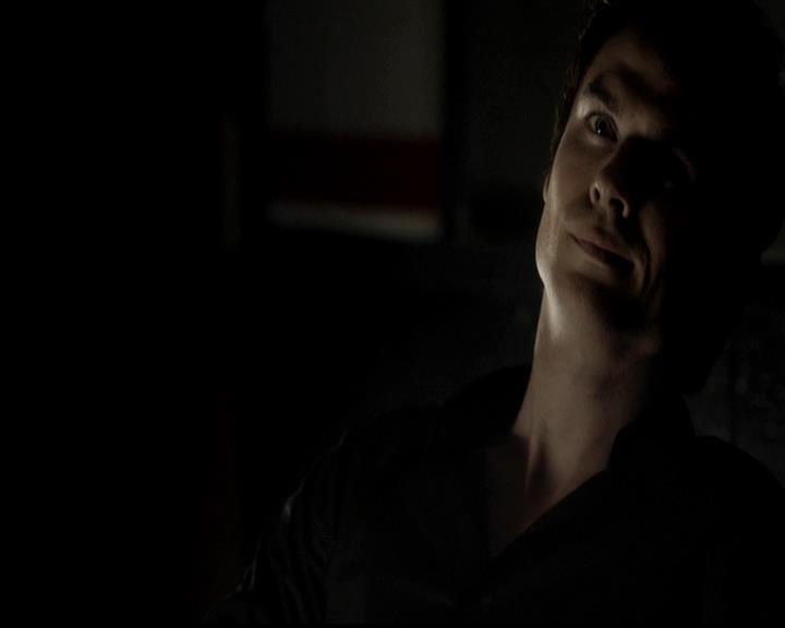 VampireDiariesWorld-dot-org_4x06WeAllGoALittleMadSometimes1012.jpg