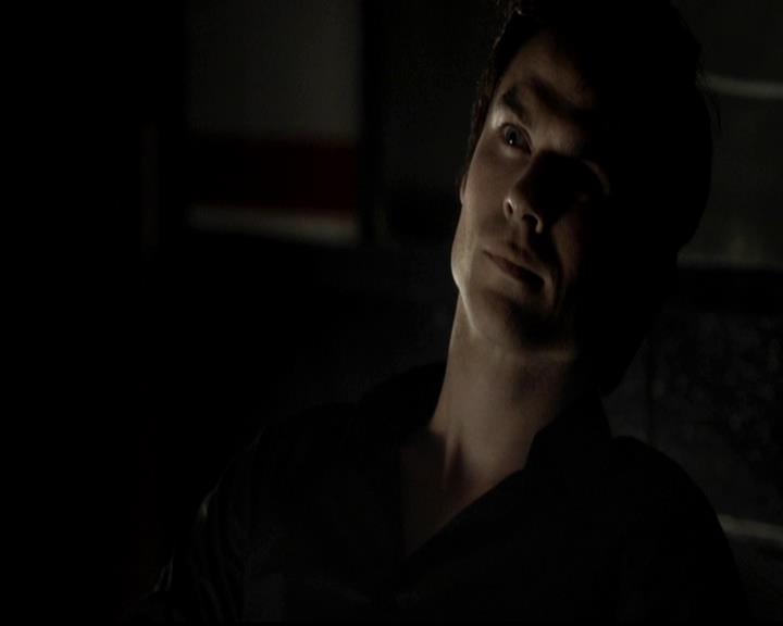 VampireDiariesWorld-dot-org_4x06WeAllGoALittleMadSometimes1013.jpg