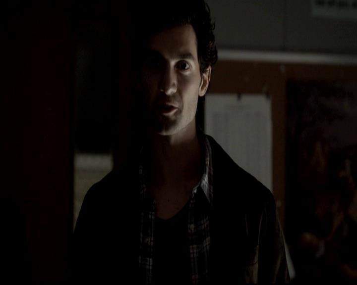 VampireDiariesWorld-dot-org_4x06WeAllGoALittleMadSometimes1039.jpg