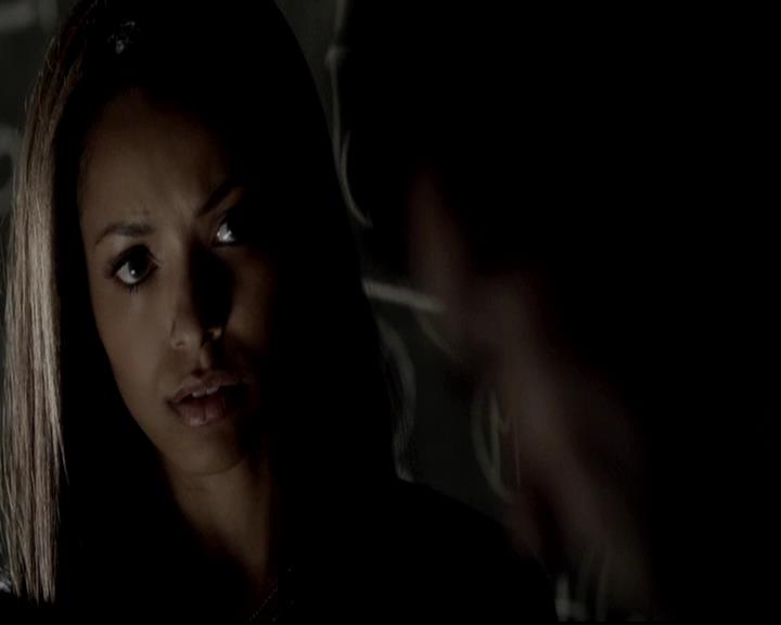 VampireDiariesWorld-dot-org_4x06WeAllGoALittleMadSometimes1077.jpg