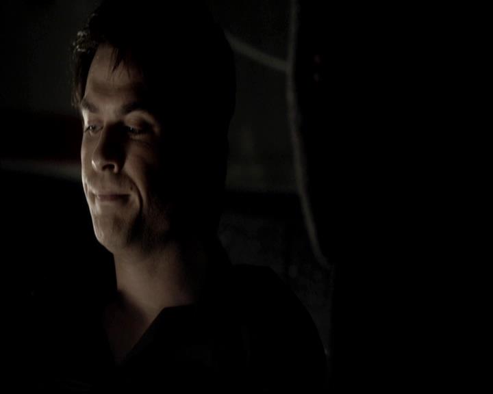 VampireDiariesWorld-dot-org_4x06WeAllGoALittleMadSometimes1081.jpg