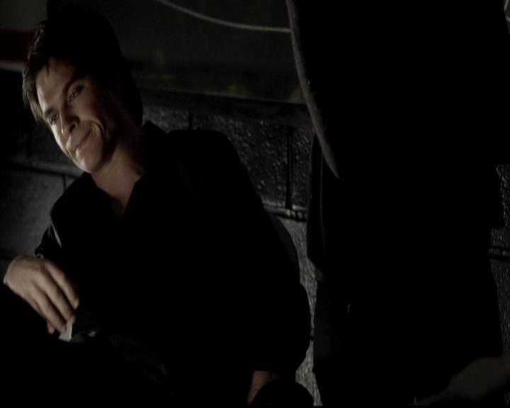 VampireDiariesWorld-dot-org_4x06WeAllGoALittleMadSometimes1083.jpg