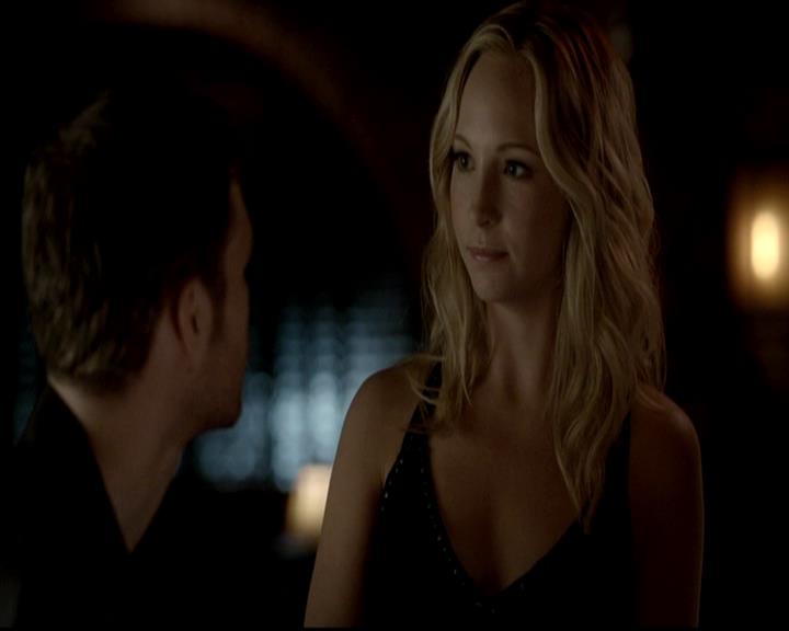 VampireDiariesWorld-dot-org_4x06WeAllGoALittleMadSometimes1130.jpg