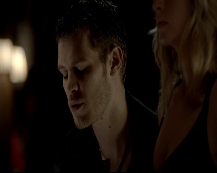 VampireDiariesWorld-dot-org_4x06WeAllGoALittleMadSometimes1143.jpg