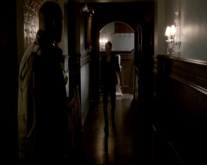 VampireDiariesWorld-dot-org_4x06WeAllGoALittleMadSometimes1226.jpg