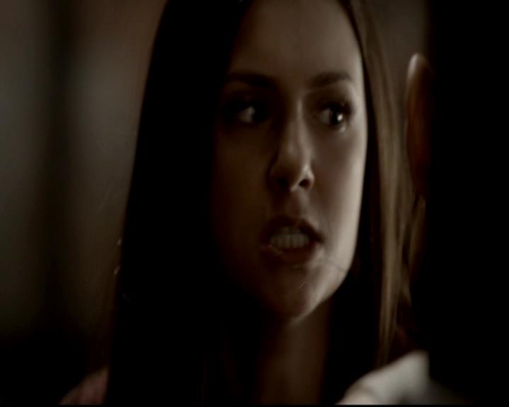 VampireDiariesWorld-dot-org_4x06WeAllGoALittleMadSometimes1252.jpg