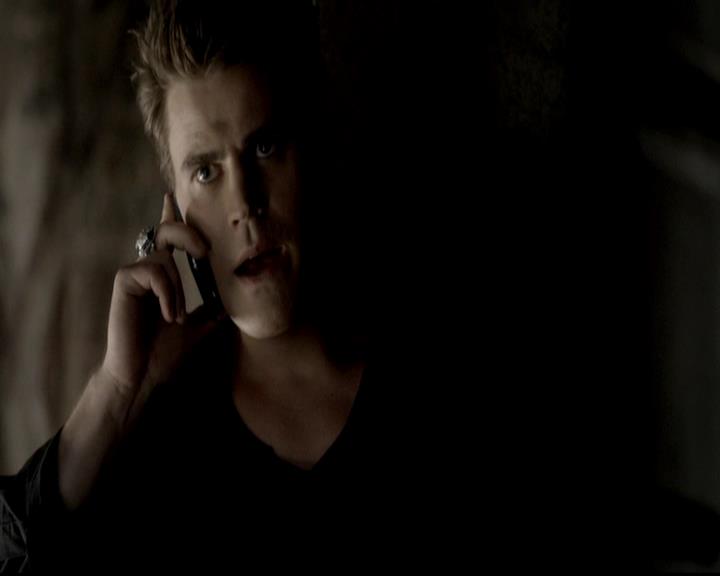 VampireDiariesWorld-dot-org_4x06WeAllGoALittleMadSometimes1301.jpg