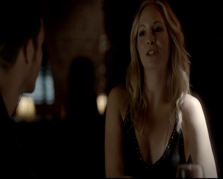 VampireDiariesWorld-dot-org_4x06WeAllGoALittleMadSometimes1315.jpg