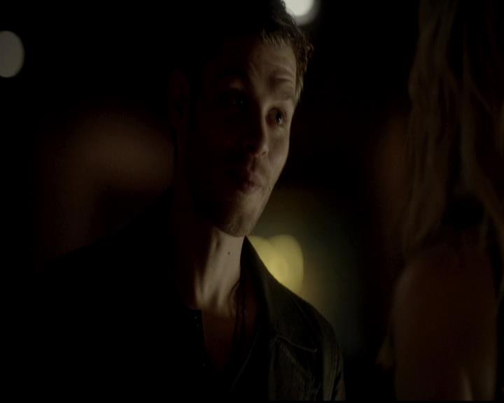 VampireDiariesWorld-dot-org_4x06WeAllGoALittleMadSometimes1330.jpg