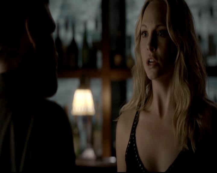 VampireDiariesWorld-dot-org_4x06WeAllGoALittleMadSometimes1332.jpg