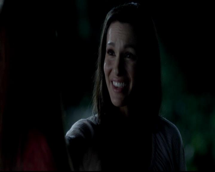 VampireDiariesWorld-dot-org_4x06WeAllGoALittleMadSometimes1401.jpg