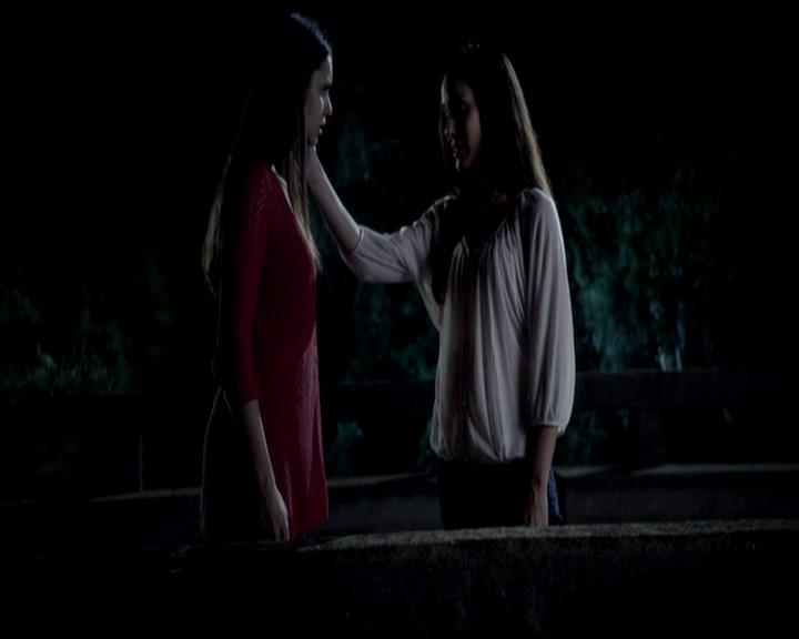 VampireDiariesWorld-dot-org_4x06WeAllGoALittleMadSometimes1403.jpg