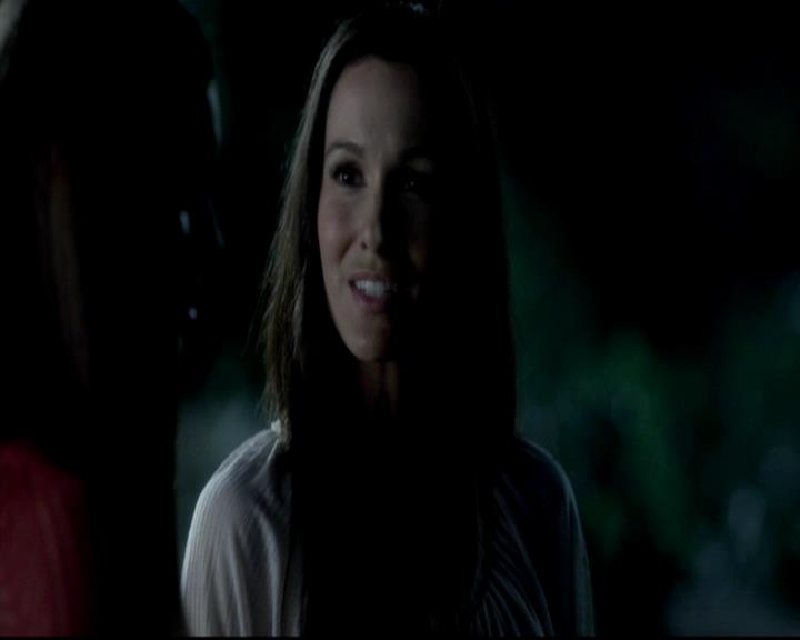 VampireDiariesWorld-dot-org_4x06WeAllGoALittleMadSometimes1411.jpg