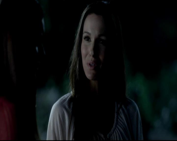 VampireDiariesWorld-dot-org_4x06WeAllGoALittleMadSometimes1412.jpg