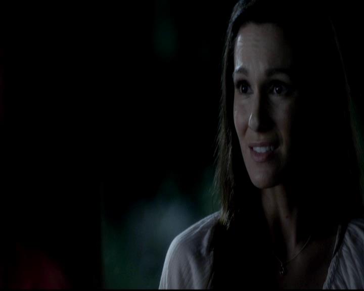 VampireDiariesWorld-dot-org_4x06WeAllGoALittleMadSometimes1447.jpg