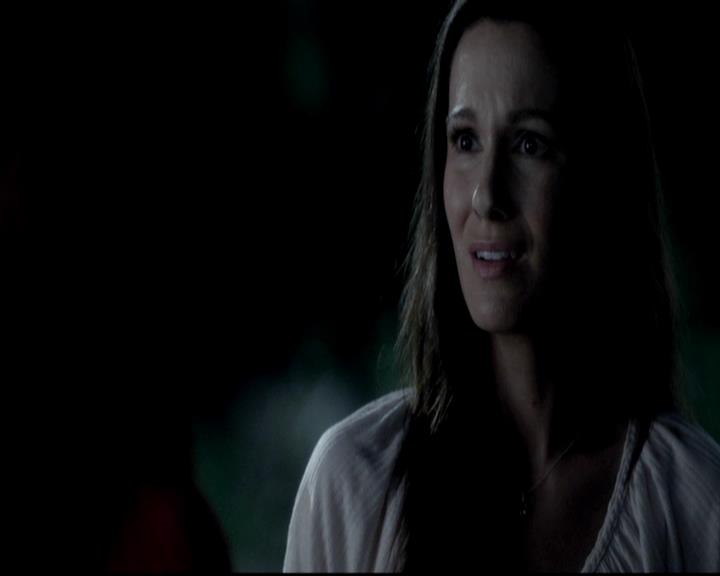 VampireDiariesWorld-dot-org_4x06WeAllGoALittleMadSometimes1514.jpg