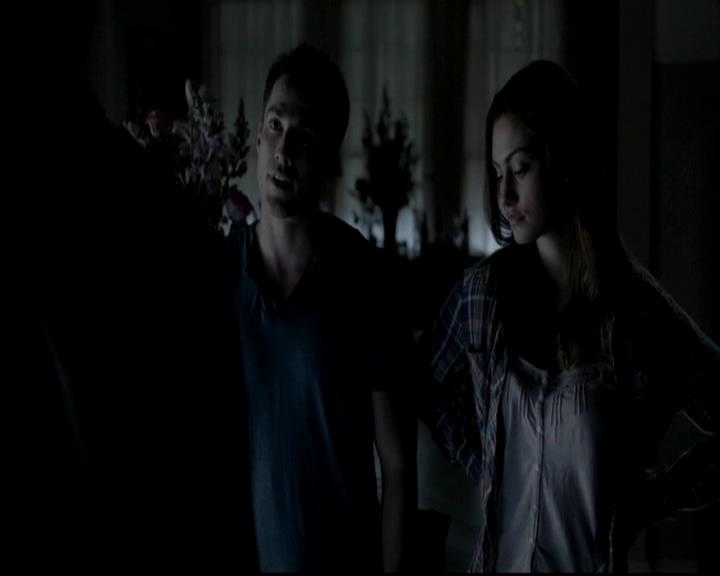 VampireDiariesWorld-dot-org_4x06WeAllGoALittleMadSometimes1590.jpg