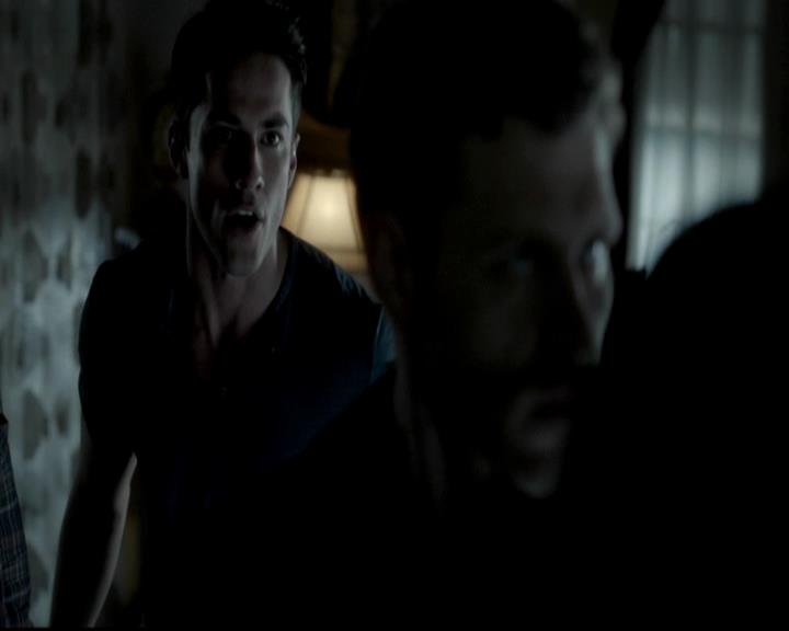 VampireDiariesWorld-dot-org_4x06WeAllGoALittleMadSometimes1615.jpg