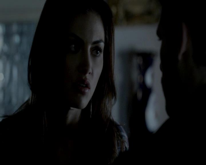 VampireDiariesWorld-dot-org_4x06WeAllGoALittleMadSometimes1632.jpg