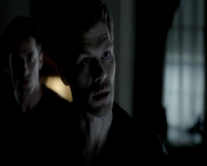 VampireDiariesWorld-dot-org_4x06WeAllGoALittleMadSometimes1642.jpg