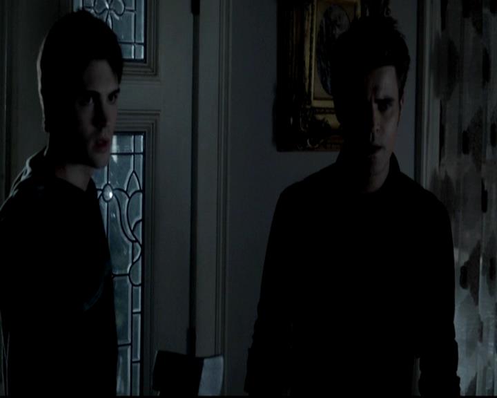 VampireDiariesWorld-dot-org_4x06WeAllGoALittleMadSometimes1667.jpg