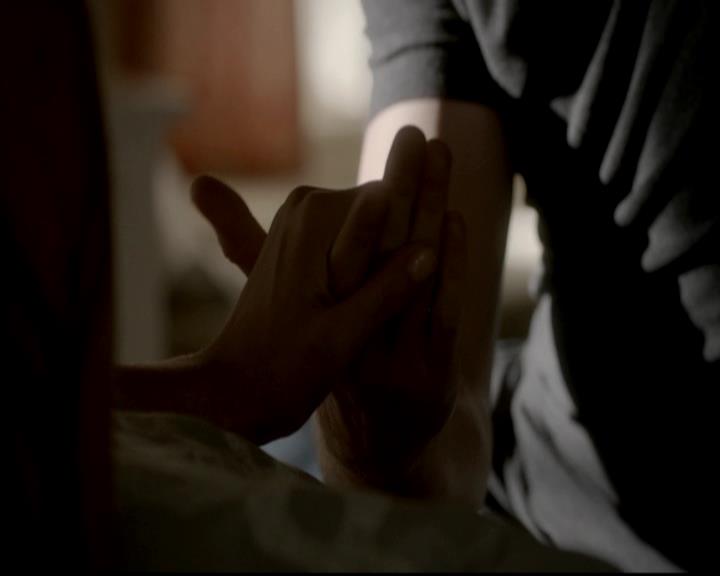 VampireDiariesWorld-dot-org_4x06WeAllGoALittleMadSometimes1785.jpg