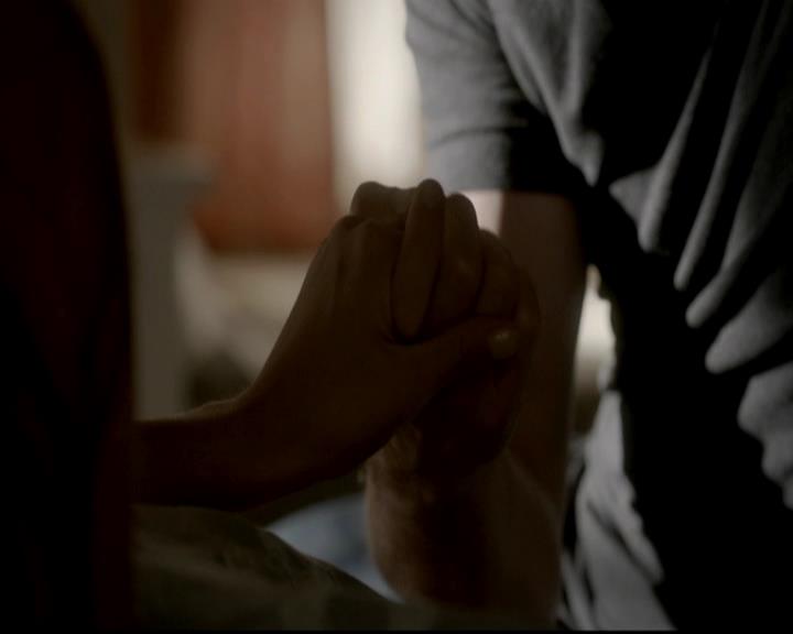 VampireDiariesWorld-dot-org_4x06WeAllGoALittleMadSometimes1786.jpg