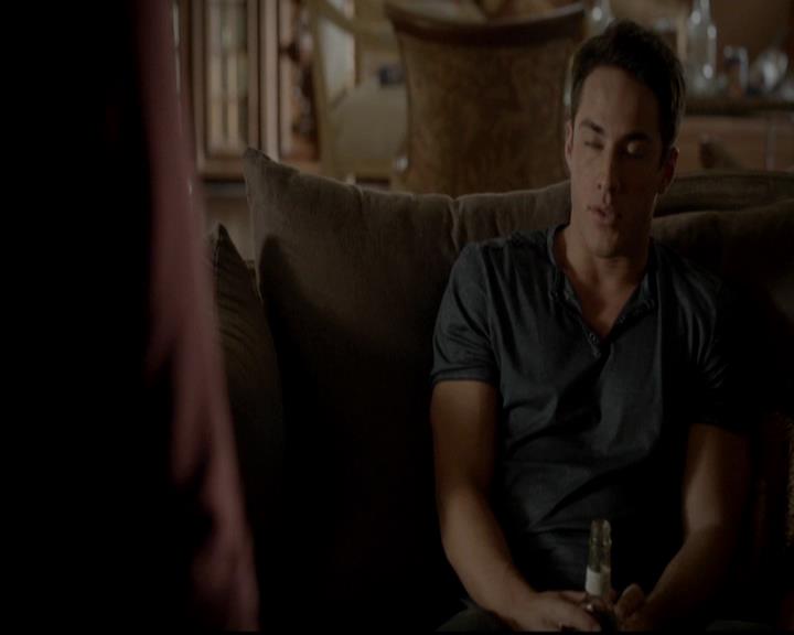 VampireDiariesWorld-dot-org_4x06WeAllGoALittleMadSometimes1860.jpg