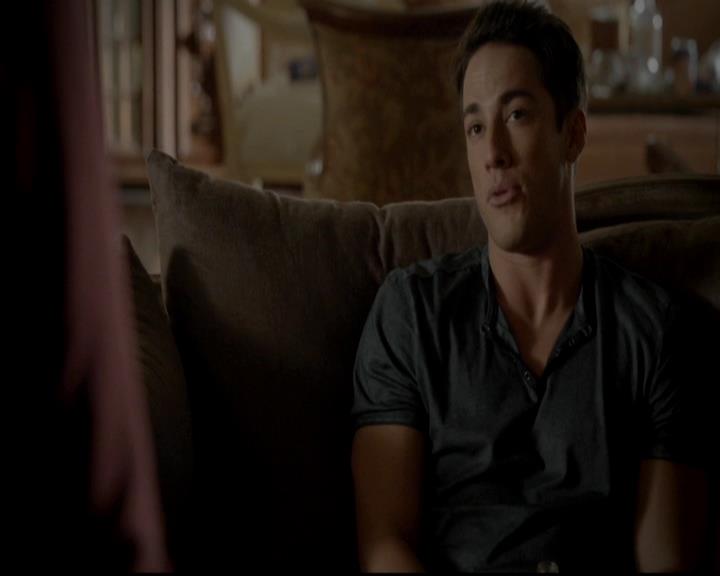 VampireDiariesWorld-dot-org_4x06WeAllGoALittleMadSometimes1868.jpg