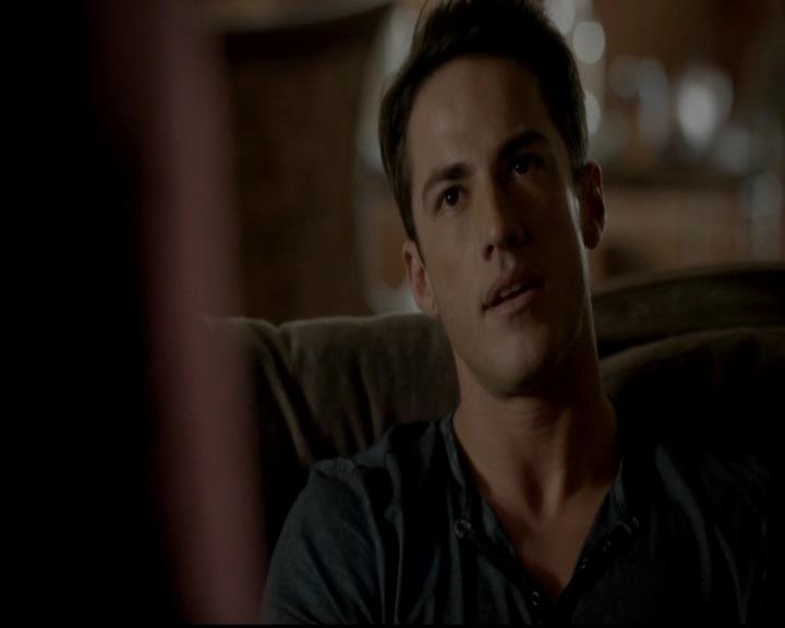 VampireDiariesWorld-dot-org_4x06WeAllGoALittleMadSometimes1884.jpg