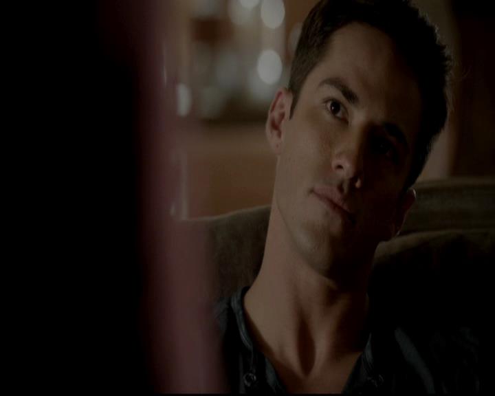 VampireDiariesWorld-dot-org_4x06WeAllGoALittleMadSometimes1897.jpg