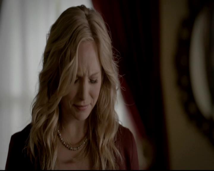 VampireDiariesWorld-dot-org_4x06WeAllGoALittleMadSometimes1910.jpg