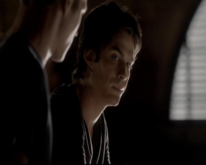 VampireDiariesWorld-dot-org_4x06WeAllGoALittleMadSometimes1948.jpg