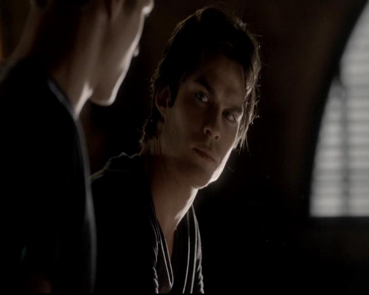 VampireDiariesWorld-dot-org_4x06WeAllGoALittleMadSometimes1949.jpg