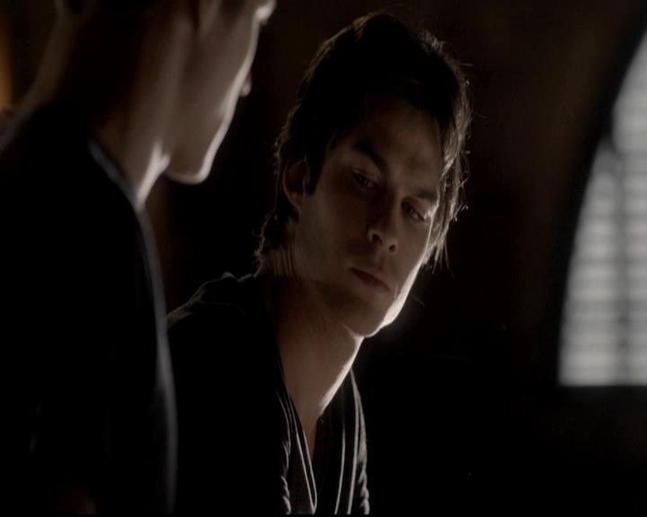 VampireDiariesWorld-dot-org_4x06WeAllGoALittleMadSometimes1950.jpg