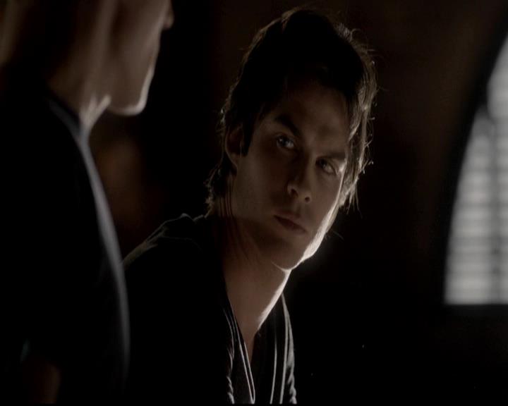 VampireDiariesWorld-dot-org_4x06WeAllGoALittleMadSometimes1951.jpg