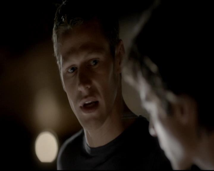 VampireDiariesWorld-dot-org_4x06WeAllGoALittleMadSometimes1956.jpg