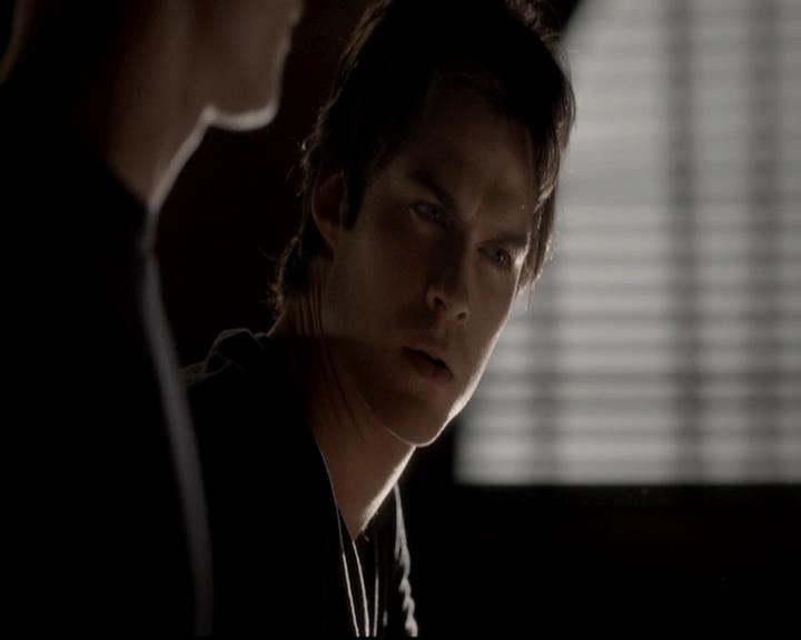 VampireDiariesWorld-dot-org_4x06WeAllGoALittleMadSometimes1960.jpg