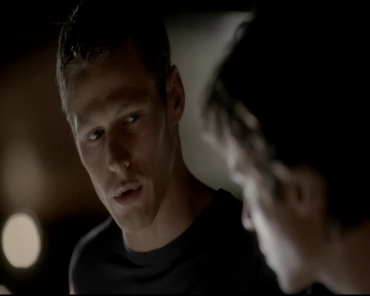 VampireDiariesWorld-dot-org_4x06WeAllGoALittleMadSometimes1961.jpg